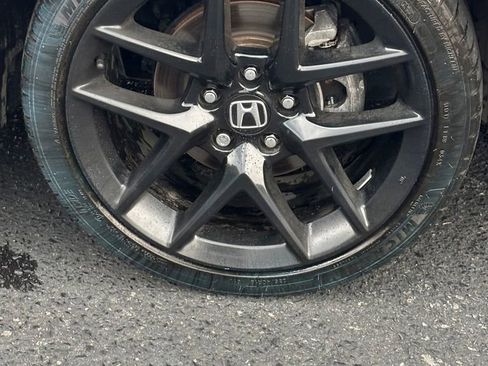 Used 2023 Honda Civic Sport image 10