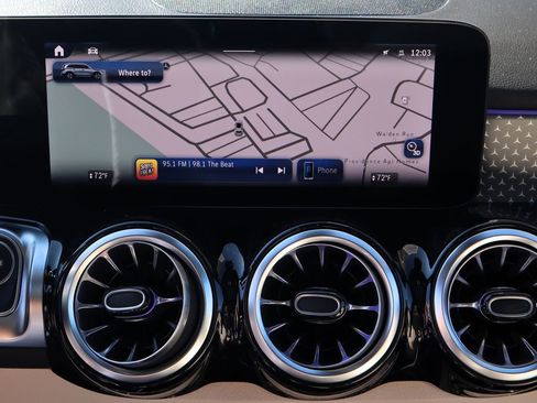 New 2026 Mercedes-Benz GLB 250 4MATIC image 15