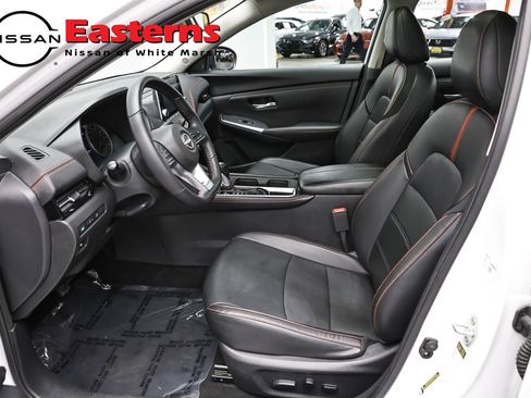 Used 2024 Nissan Sentra SR w/ SR Premium Package FWD image 14