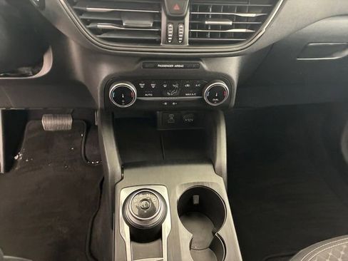 Used 2023 Ford Escape Active image 21