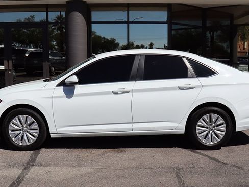 Used 2019 Volkswagen Jetta SE FWD image 8
