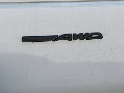 New 2026 Subaru Outback Limited AWD/4WD image 2