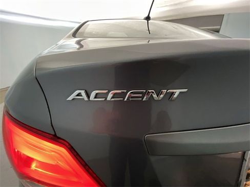 Used 2016 Hyundai Accent SE image 12