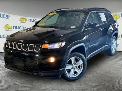 Used 2022 Jeep Compass Latitude w/ Convenience Group image 3