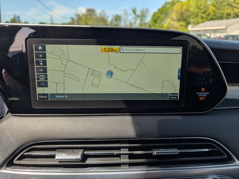 Used 2020 Hyundai Palisade Limited image 16