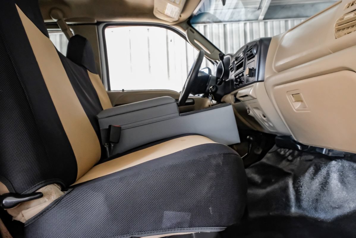 Used 2005 Ford F250 XL AWD/4WD image 29