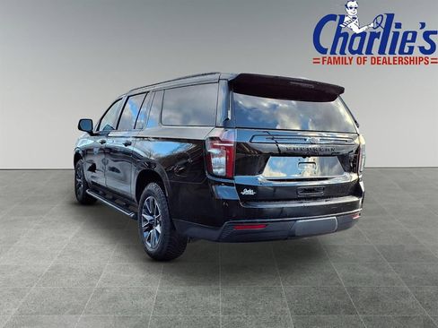 Used 2024 Chevrolet Suburban Z71 w/ Luxury Package image 5