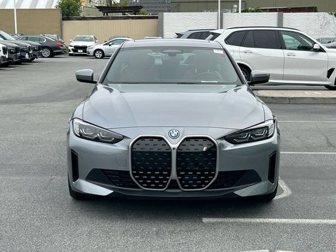 Used 2023 BMW i4 eDrive35 RWD image 8