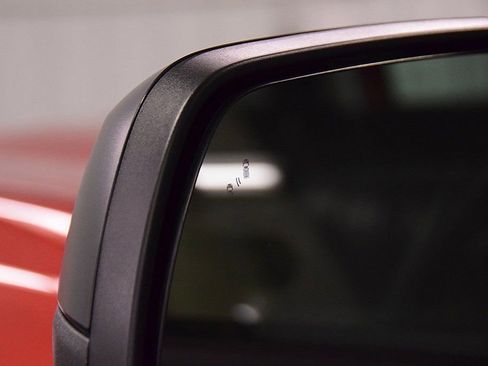 Used 2024 Ford Ranger XLT w/ Technology Package image 17