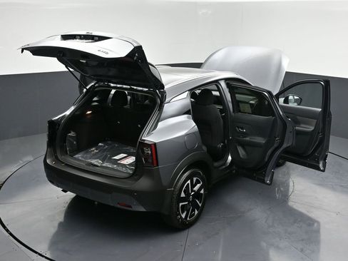 New 2026 Nissan Kicks SV w/ SV Premium Package AWD/4WD image 32