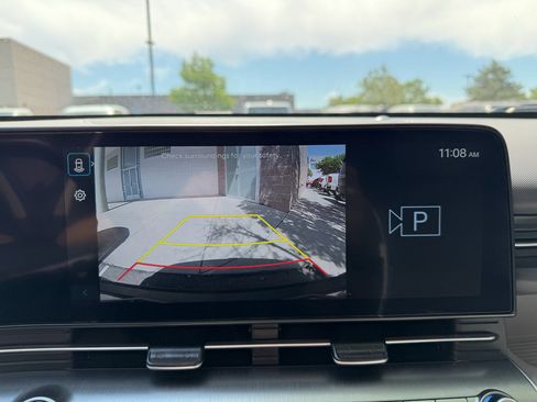 Used 2024 Hyundai Kona SEL AWD/4WD image 24