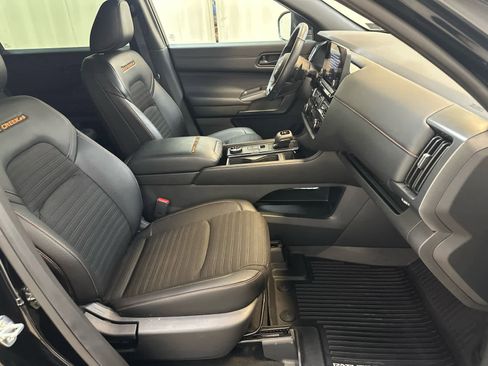 Certified 2024 Nissan Pathfinder Rock Creek image 14