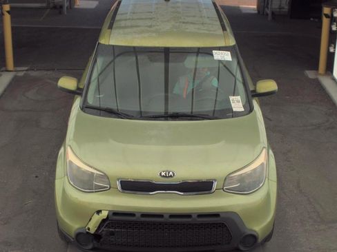 Used 2016 Kia Soul w/ Convenience Package FWD image 2