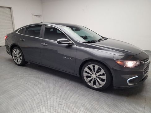 Used 2018 Chevrolet Malibu Premier w/ Premier Sun and Wheel Package FWD image 11