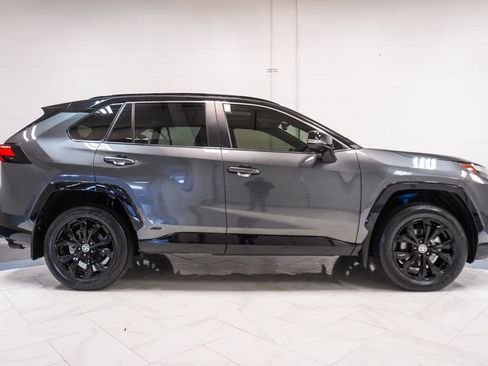 Used 2024 Toyota RAV4 XSE w/ Advanced Technology Package AWD/4WD image 31