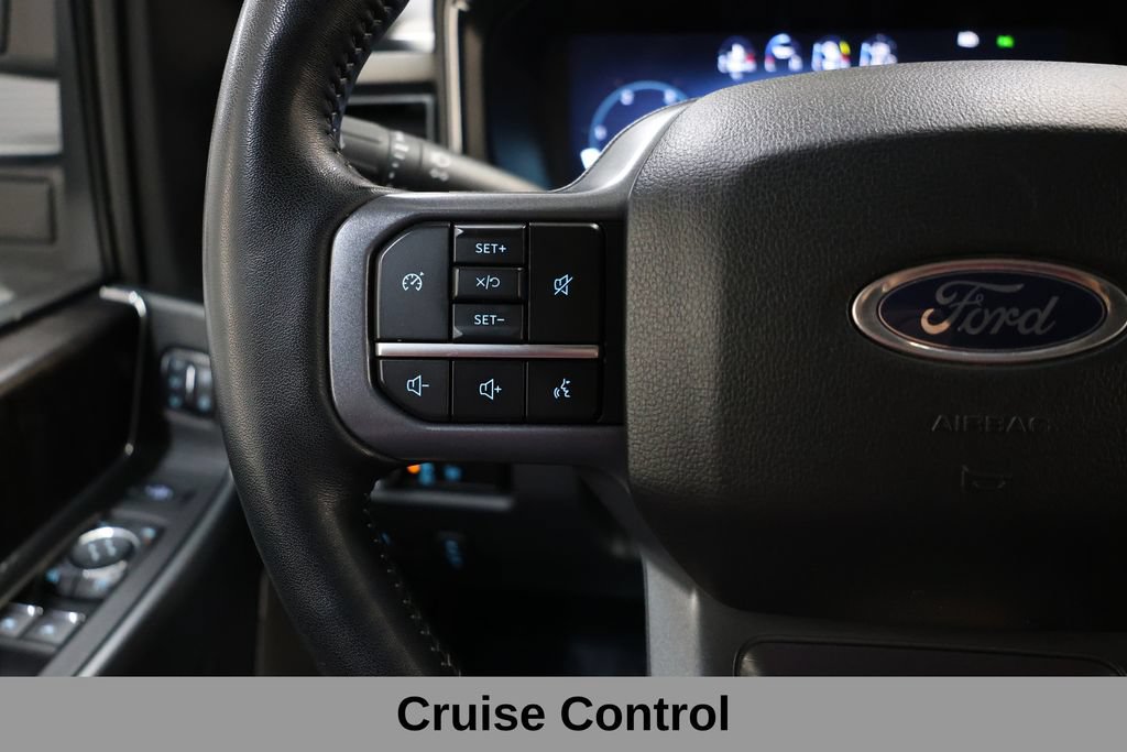 Used 2023 Ford F350 Lariat w/ FX4 Off-Road Package AWD/4WD image 37