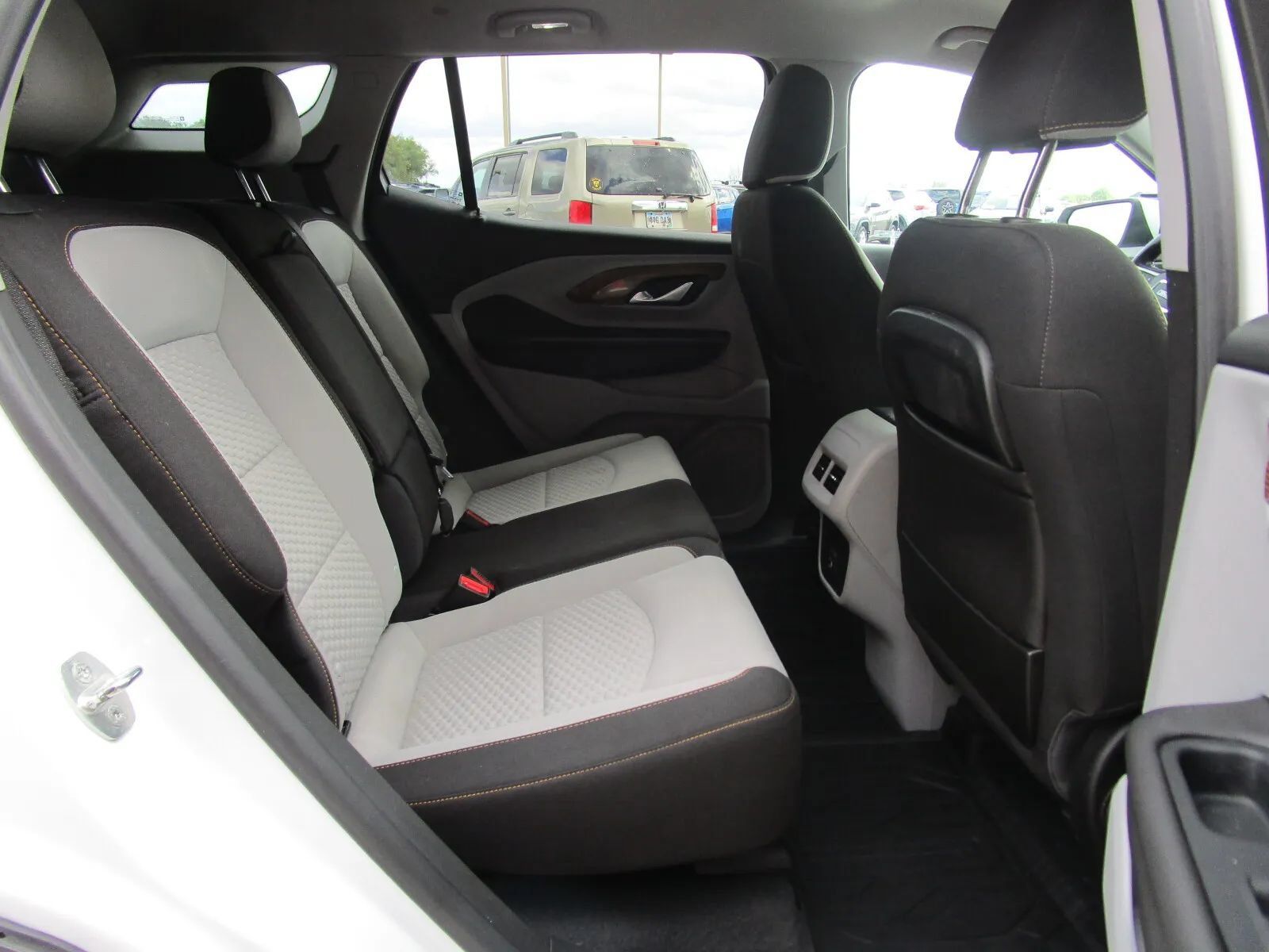 Used 2021 GMC Terrain SLE w/ Driver Convenience Package AWD/4WD image 14