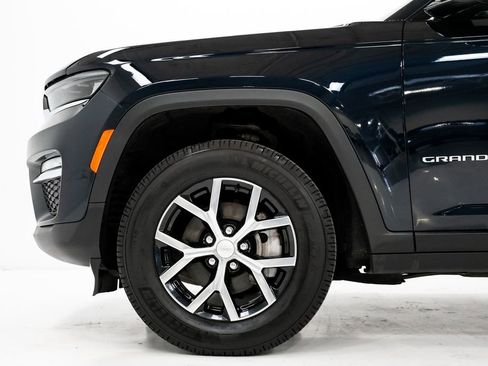 Used 2024 Jeep Grand Cherokee Limited w/ Trailer Tow Package image 29