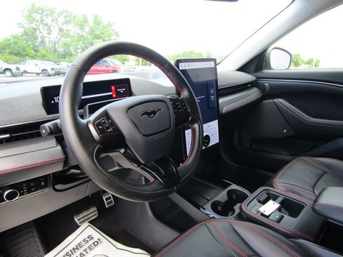 Used 2025 Ford Mustang Mach-E Premium w/ Sport Appearance Package AWD/4WD image 12