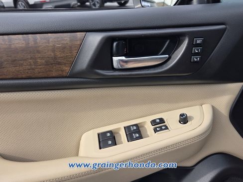 Used 2016 Subaru Outback 2.5i Limited image 29