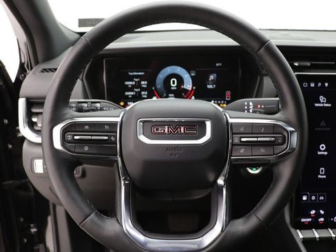 Used 2025 GMC Terrain Elevation AWD/4WD image 16