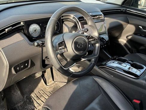 Used 2022 Hyundai Tucson Limited image 10