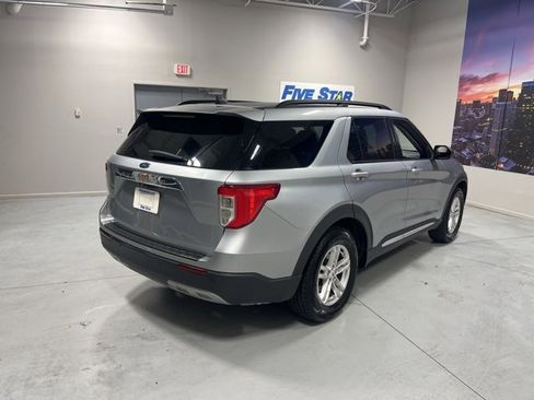 Used 2023 Ford Explorer XLT w/ Equipment Group 202A image 6