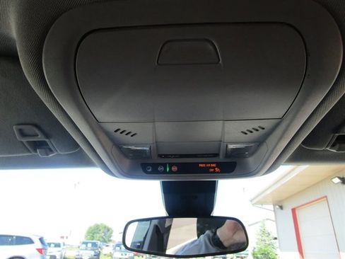 Used 2022 Chevrolet Equinox LT image 50