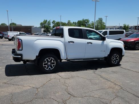 Used 2021 GMC Canyon AT4 w/ Driver Alert Package AWD/4WD image 11