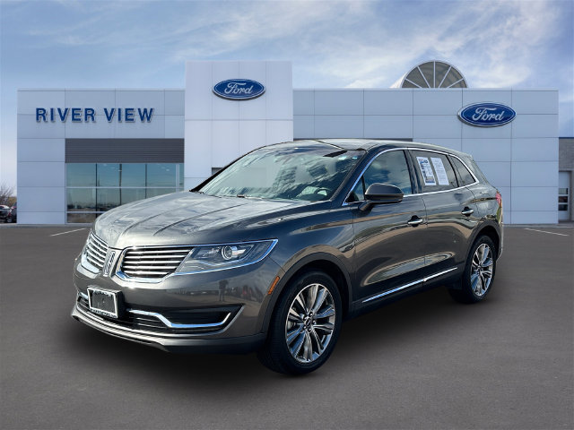Used 2017 Lincoln MKX Reserve w/ Driver Assistance Package AWD/4WD image 3