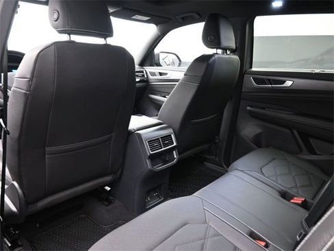 New 2026 Volkswagen Atlas Cross Sport SE image 10