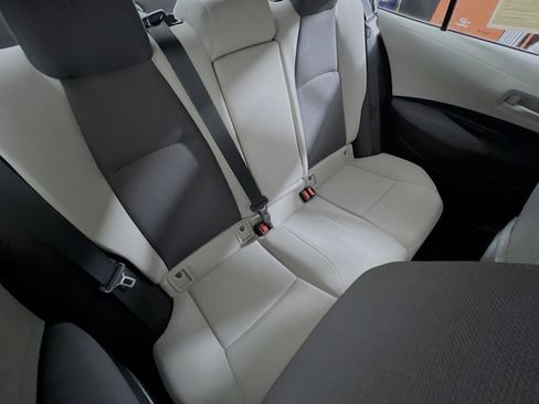 Used 2022 Toyota Corolla LE image 33