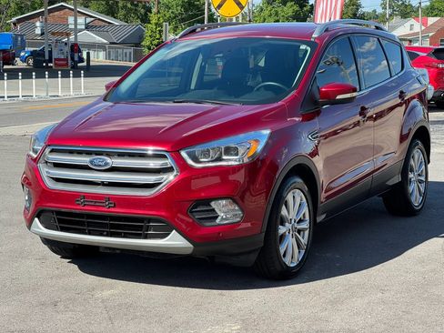 Used 2017 Ford Escape Titanium w/ Equipment Group 301A AWD/4WD image 2