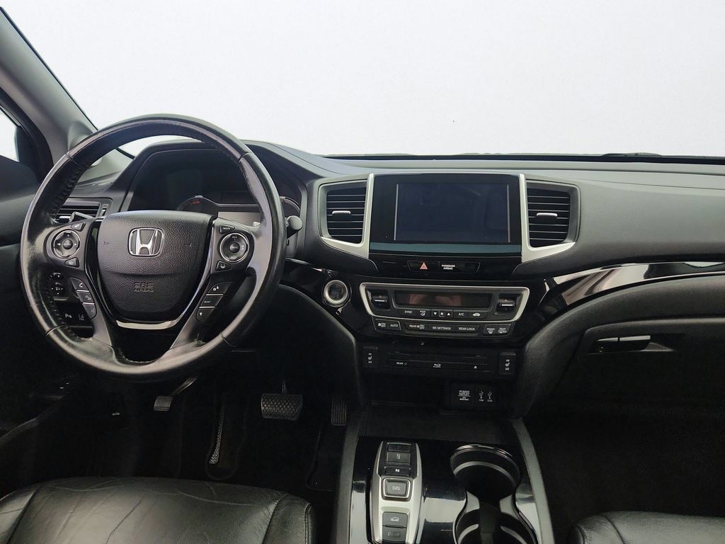 Used 2016 Honda Pilot Touring image 28