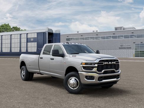 New 2026 RAM 3500 Tradesman w/ Chrome Appearance Group A AWD/4WD image 5