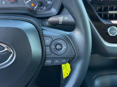 Certified 2025 Toyota Corolla LE image 20