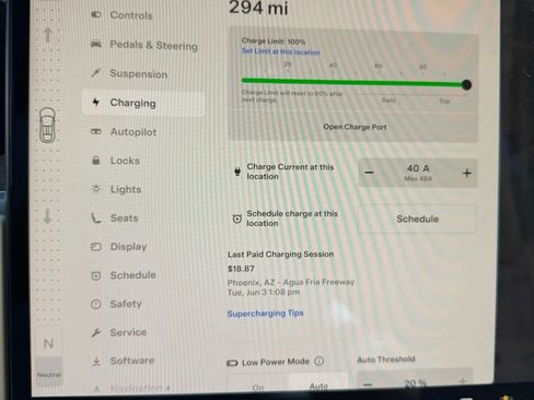 Used 2022 Tesla Model X image 41