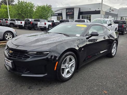 Used 2019 Chevrolet Camaro LT image 8