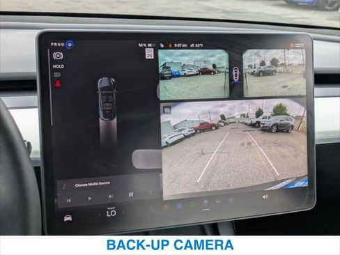 Used 2024 Tesla Model Y Long Range AWD/4WD image 18