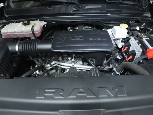 Used 2023 RAM 1500 Big Horn AWD/4WD image 34