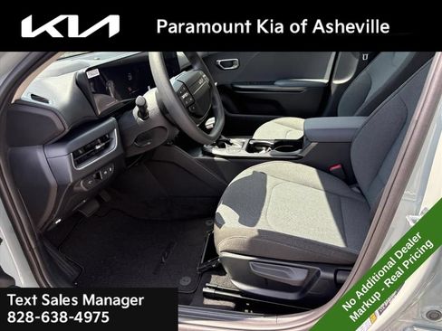 New 2026 Kia K4 FWD image 16