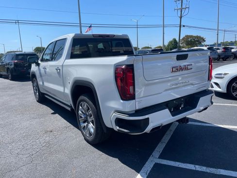 Used 2023 GMC Sierra 1500 Denali w/ Denali Reserve Package AWD/4WD image 3
