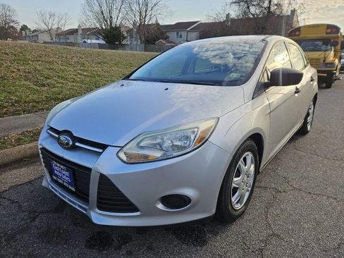 Used 2014 Ford Focus S image 3
