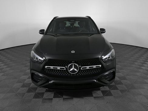 Certified 2025 Mercedes-Benz GLA 250 image 33