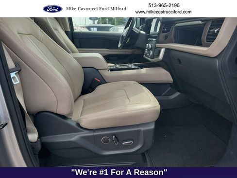 Used 2024 Ford Expedition Limited AWD/4WD image 30