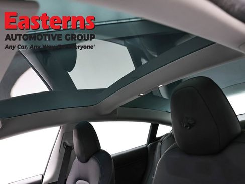 Used 2018 Tesla Model 3 Long Range image 28