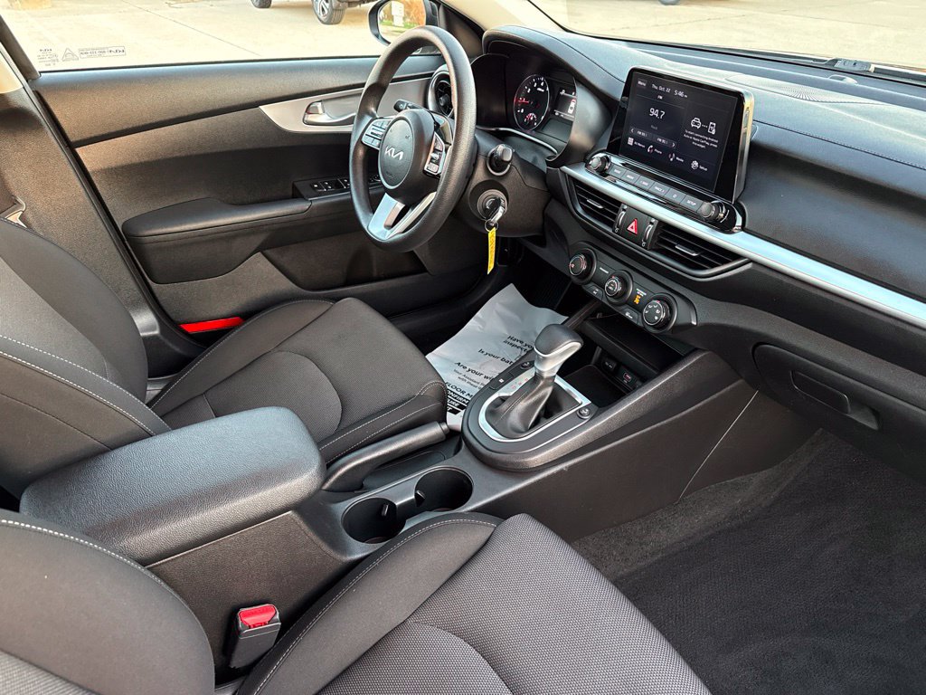 Used 2023 Kia Forte LXS w/ LXS Technology Package FWD image 22