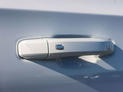 Certified 2022 Chevrolet Suburban LS image 12