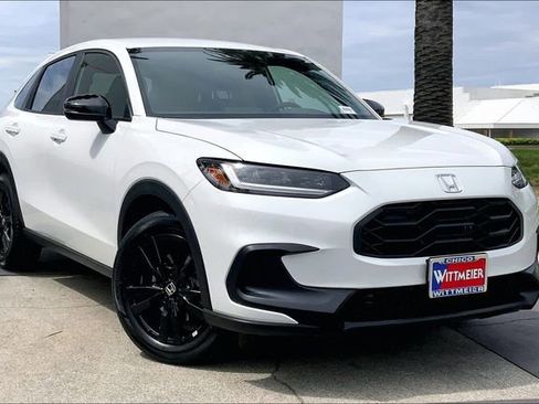 New 2026 Honda HR-V Sport image 2