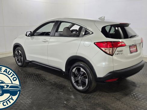 Used 2018 Honda HR-V EX image 5
